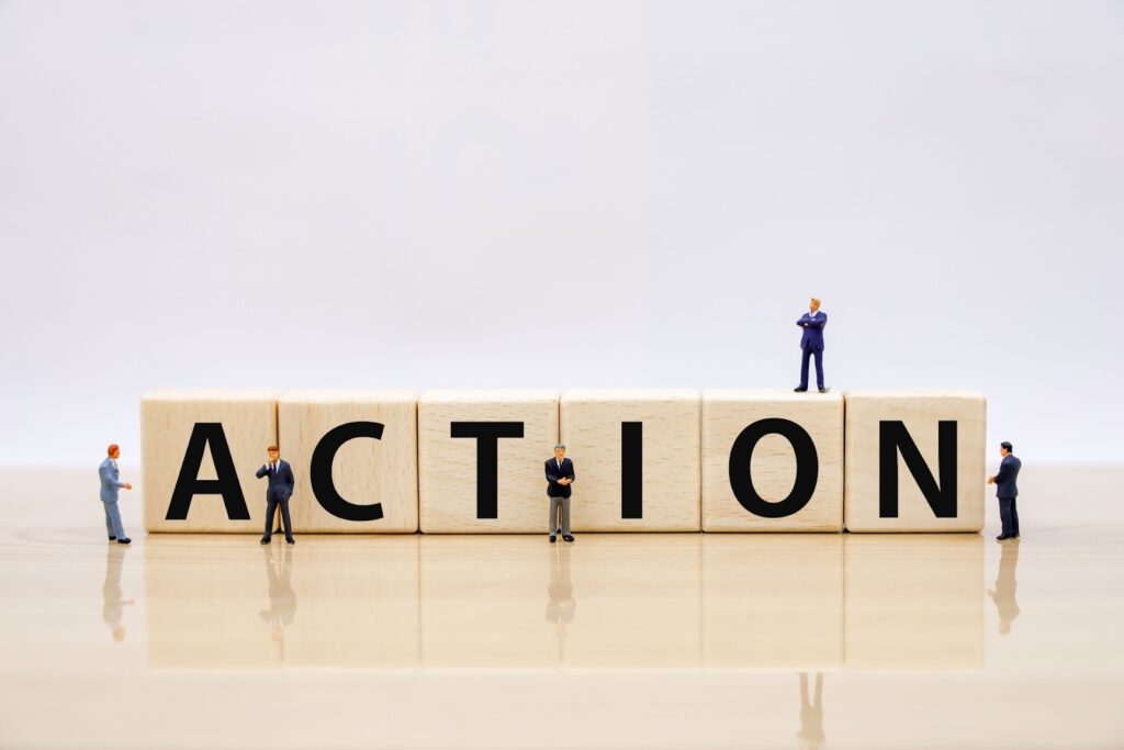 アクション