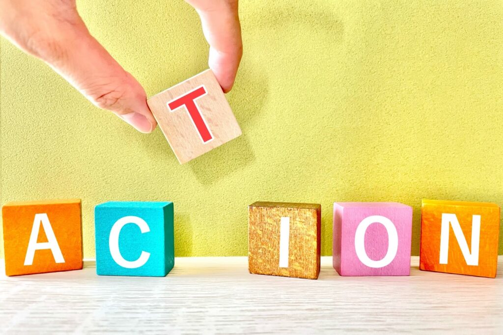 アクション